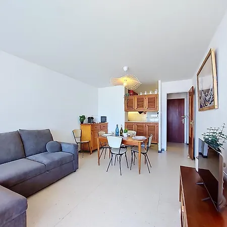 Port Saint Ange By Interhome Appartement